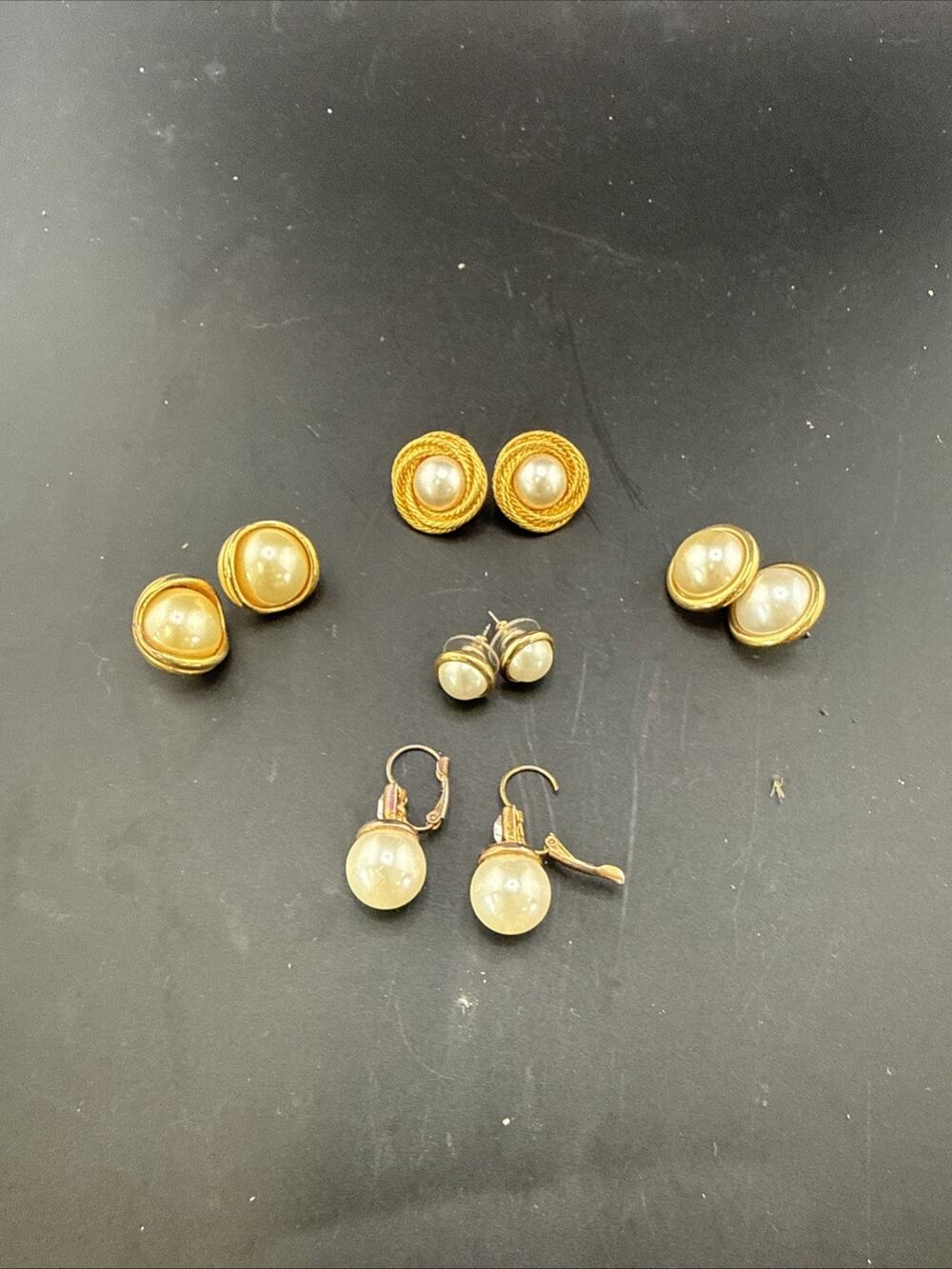 Lot of 5 gold-tonned And Pearl Earrings